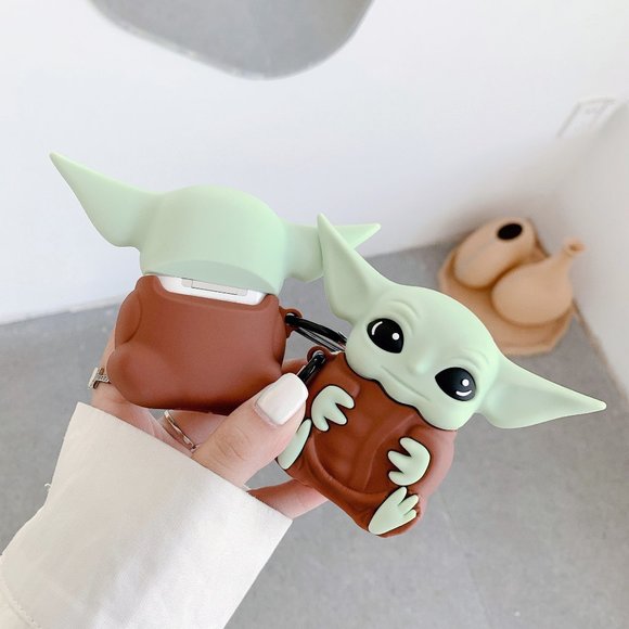 Airpod Case for 1-2 and Pro Yoda - Picture 12 of 13